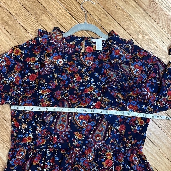 H&M Exaggerated ruffle paisley floral print  long sleeve blouse Size 2 - Picture 8 of 10